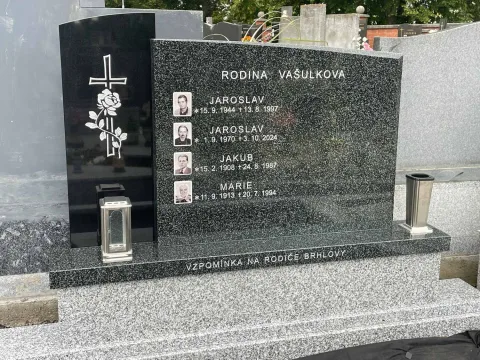 Dvojhrob – ukázka realizace Kamenictví ONYX