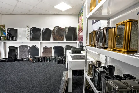 Prodejna a galerie pomníků Kamenictví ONYX ve Vracově
