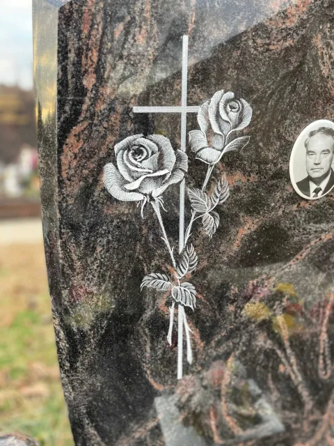 Gravírování do kamene – ukázka práce Kamenictví ONYX