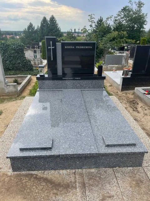 Dvojhrob – ukázka realizace Kamenictví ONYX