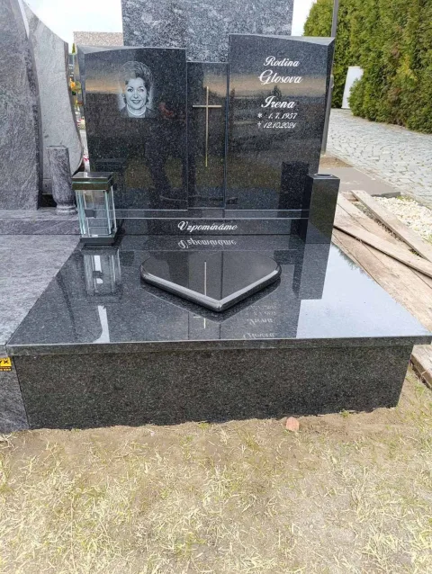 Urnový hrob – ukázka realizace Kamenictví ONYX
