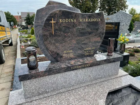 Dvojhrob – ukázka realizace Kamenictví ONYX