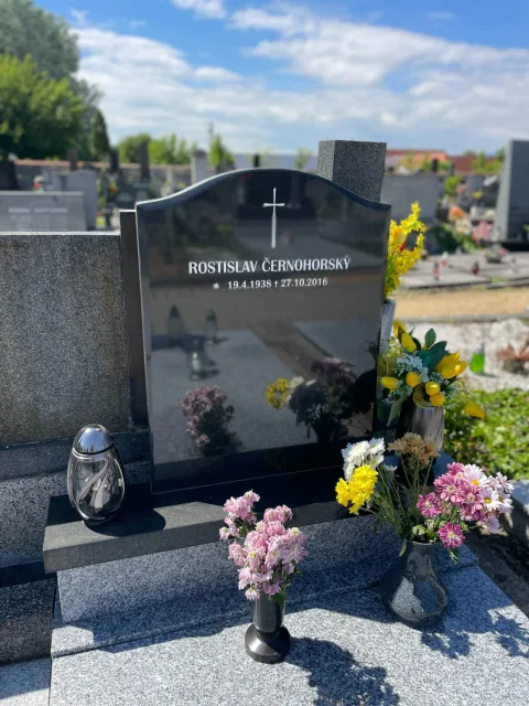 Jednohrob – ukázka realizace Kamenictví ONYX