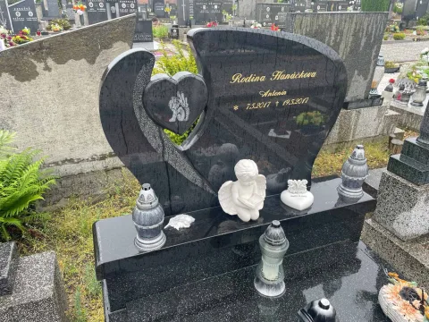 Urnový hrob – ukázka realizace Kamenictví ONYX