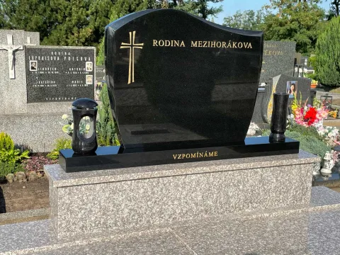 Dvojhrob – ukázka realizace Kamenictví ONYX