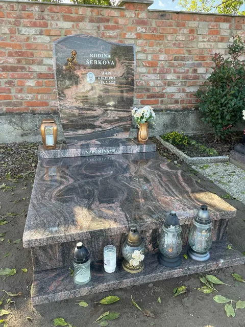 Urnový hrob – ukázka realizace Kamenictví ONYX