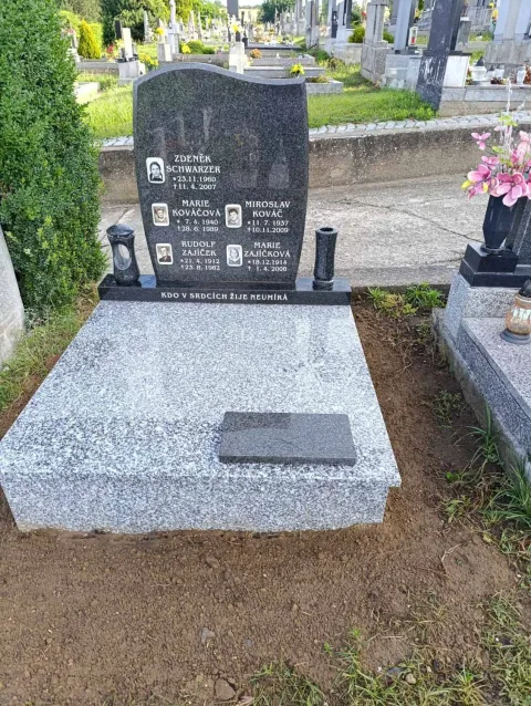 Urnový hrob – ukázka realizace Kamenictví ONYX